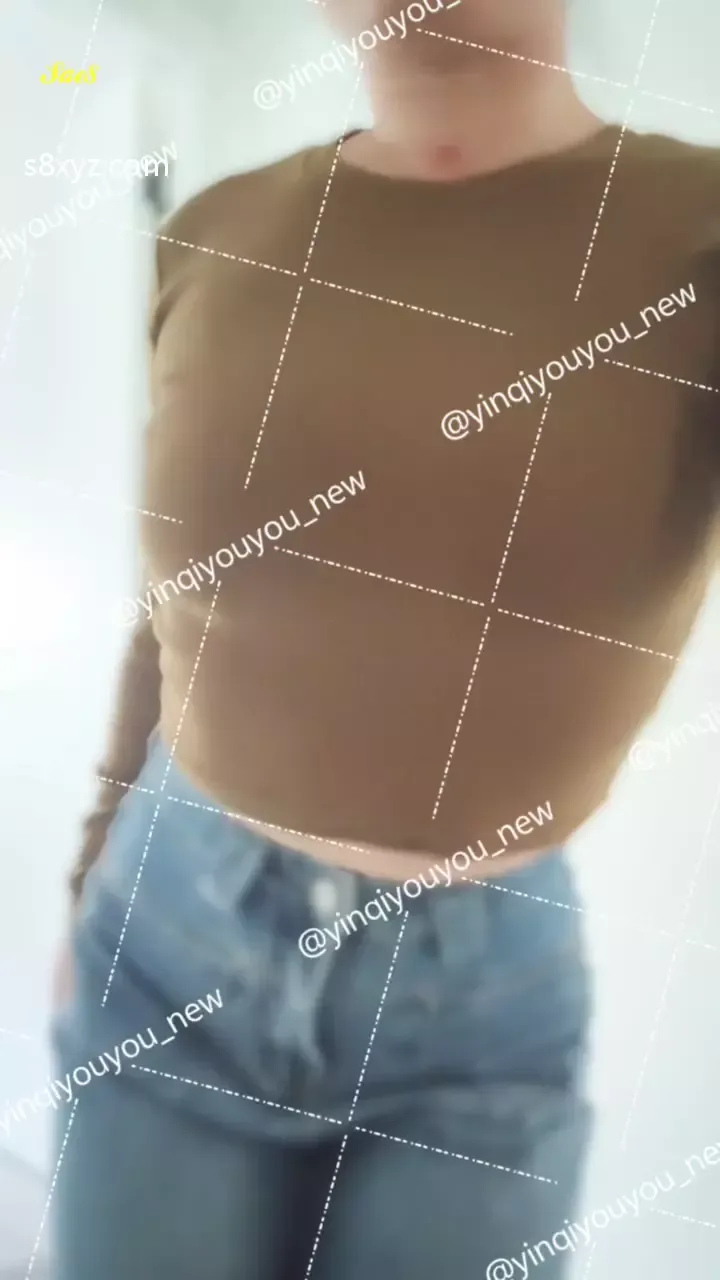 淫妻又又大白天发骚